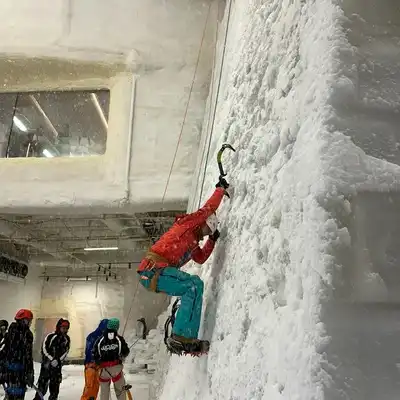 黄俊龙